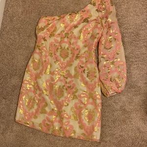Lily Pulitzer dress. Beautiful upscale dress! Size 8 one shoulder